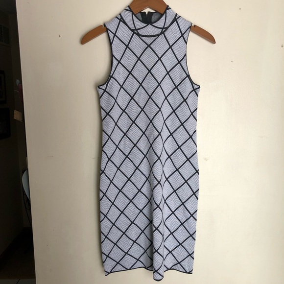 Romeo & Juliet Couture mock neck knit dress NWT - Picture 2 of 8